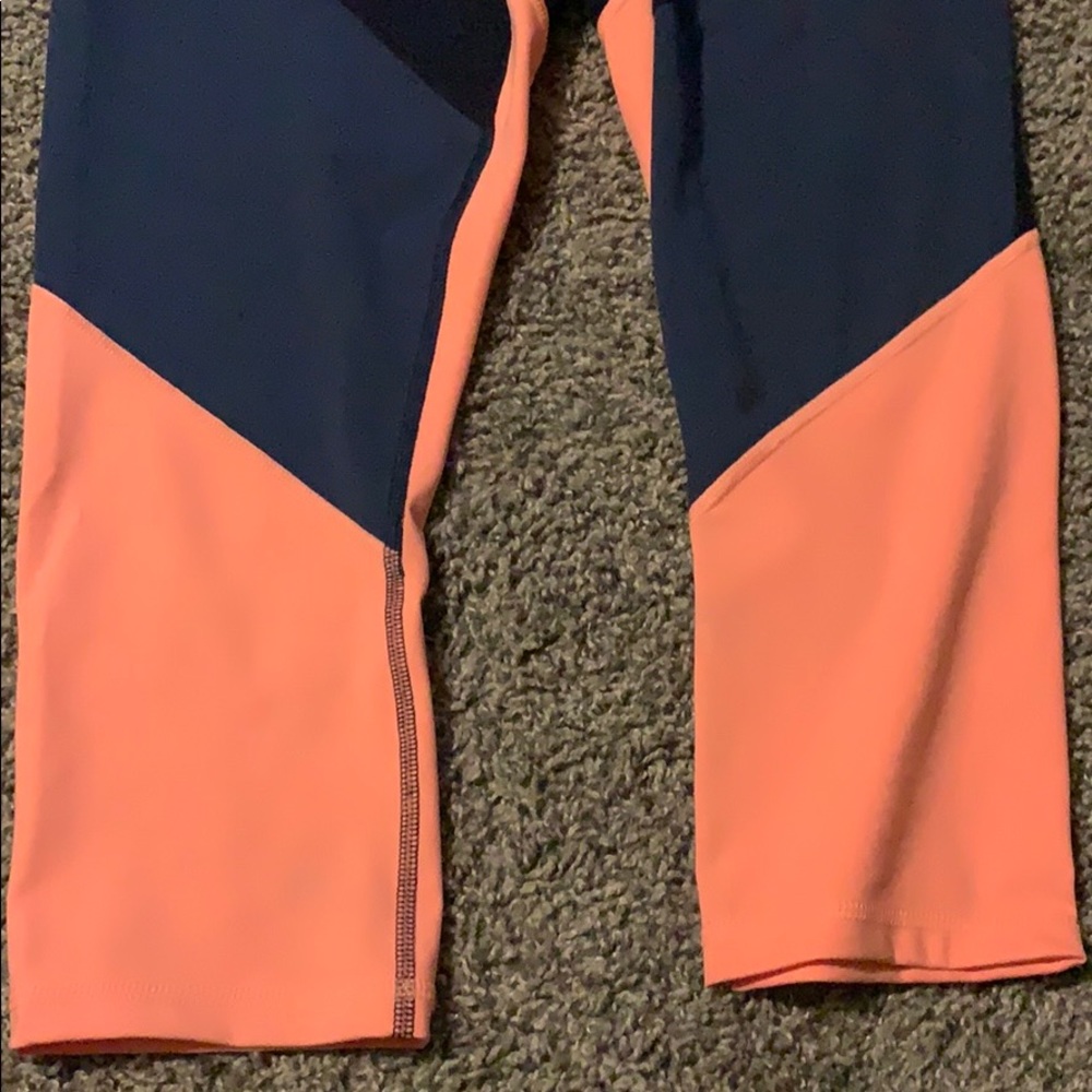 Capri Compression Legging - Picture 6 of 6